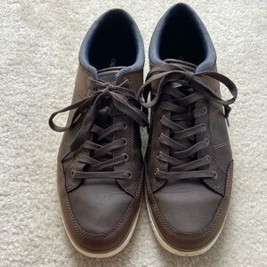 Men’s Crown Vintage Faux Leather Sneakers